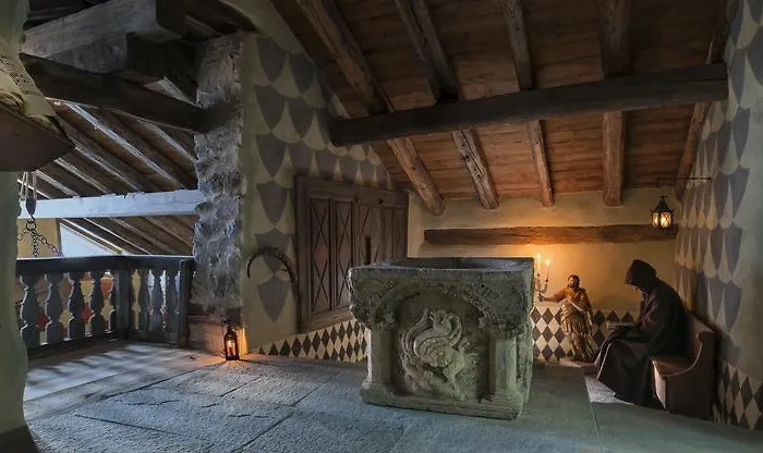 Confrerie Du Moyen Age